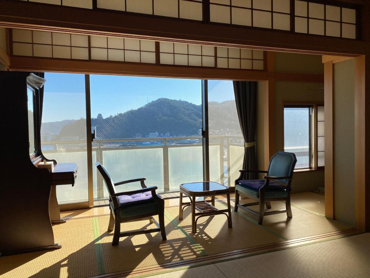 Atami Onsen Guest House Megumi Екстериор снимка