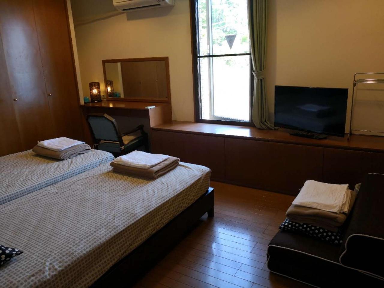 Atami Onsen Guest House Megumi Екстериор снимка